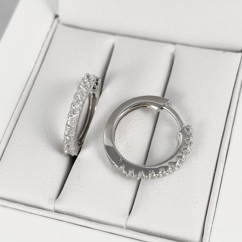 Stříbrné náušnice kroužky se zirkony